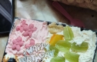 吃蛋糕