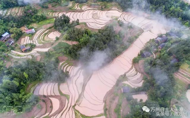 开州旁边又发现一处美景！ 拍出来的照片我都受到惊吓了！|雷火电竞官方网站(图3)