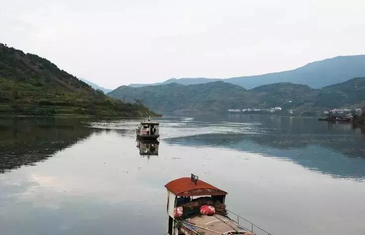 初冬时节，二十七图带你邂逅一场渠口镇平湖风光之旅~~~_bat365官方网站(图4)