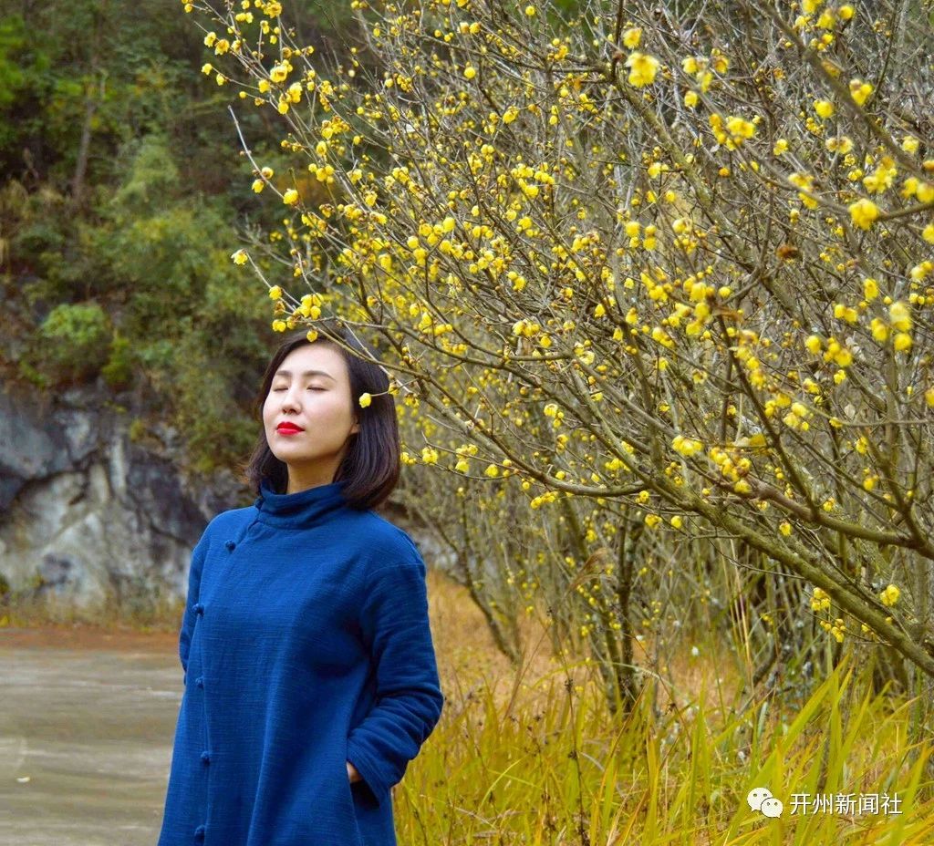 雷火电竞首页|温泉镇金龙村的梅花开了，开州的美女们，闻香而至！(图4)