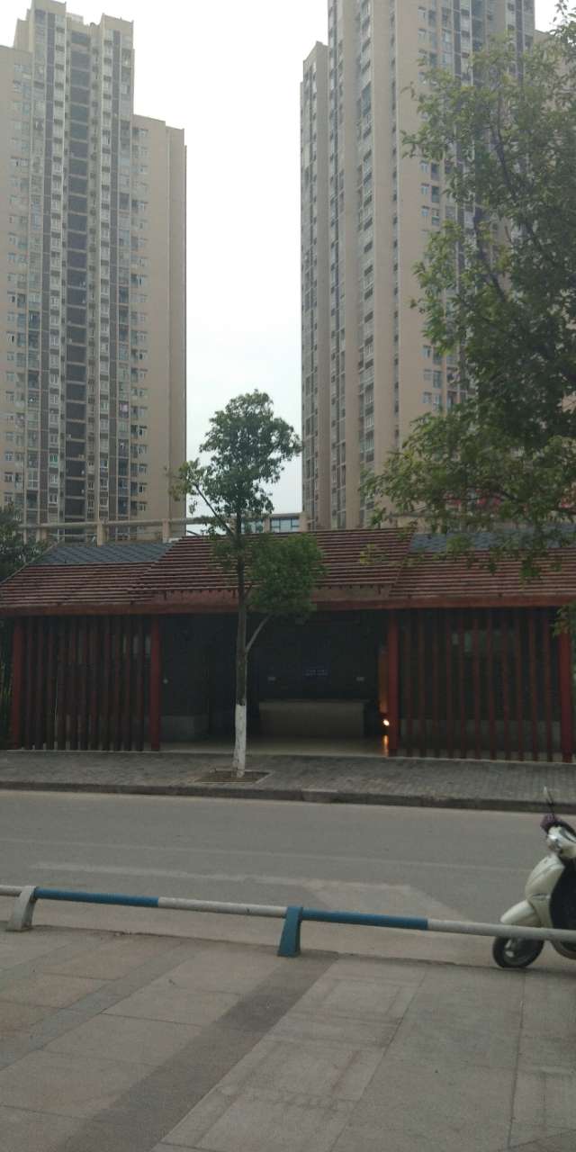 ag九游会_平桥车站这边的市民注意了，多处公厕已经开放使用了！