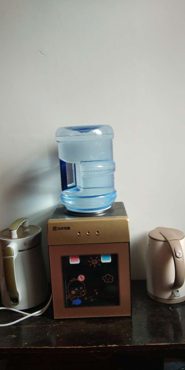 “半岛官方下载地址”大家来说说饮用桶装水与源动力水哪种水更健康?(图5)