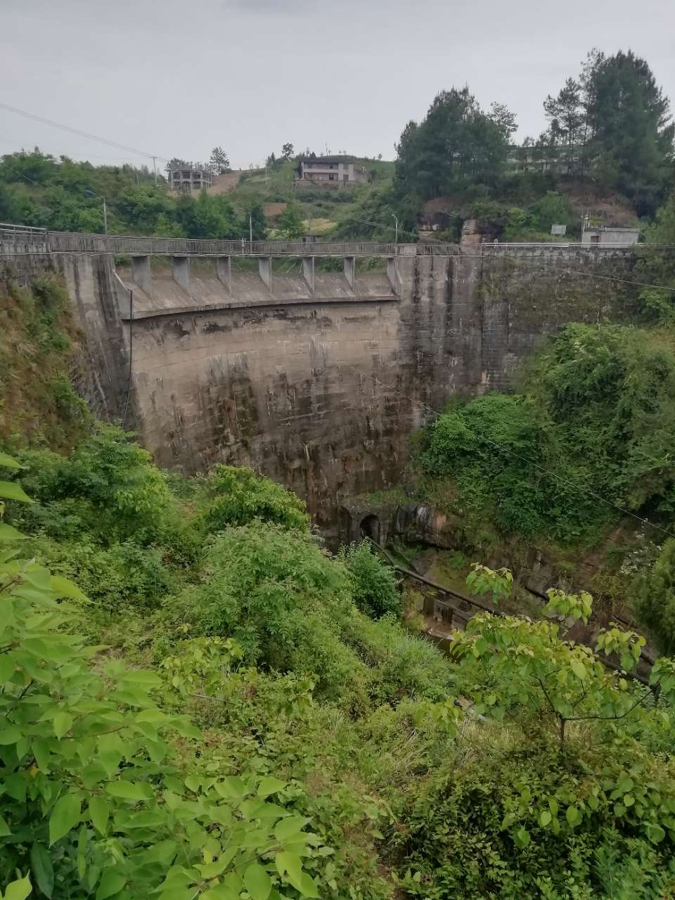 【泛亚电竞官方入口】大德“石合堰”水库，是老一辈用血肉身躯给后代留下的宝贵遗产！(图3)