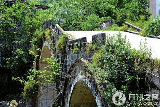 ‘hq体育官网’开州岳溪金水桥 ，始建于清光绪24年，距今已有121年历史(图2)