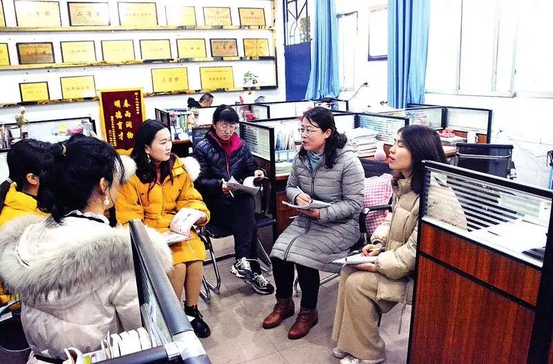 潍坊市46名老师到开州来支教，看看他们都干了些啥？‘pg娱乐电子游戏官网APP下载’(图5)