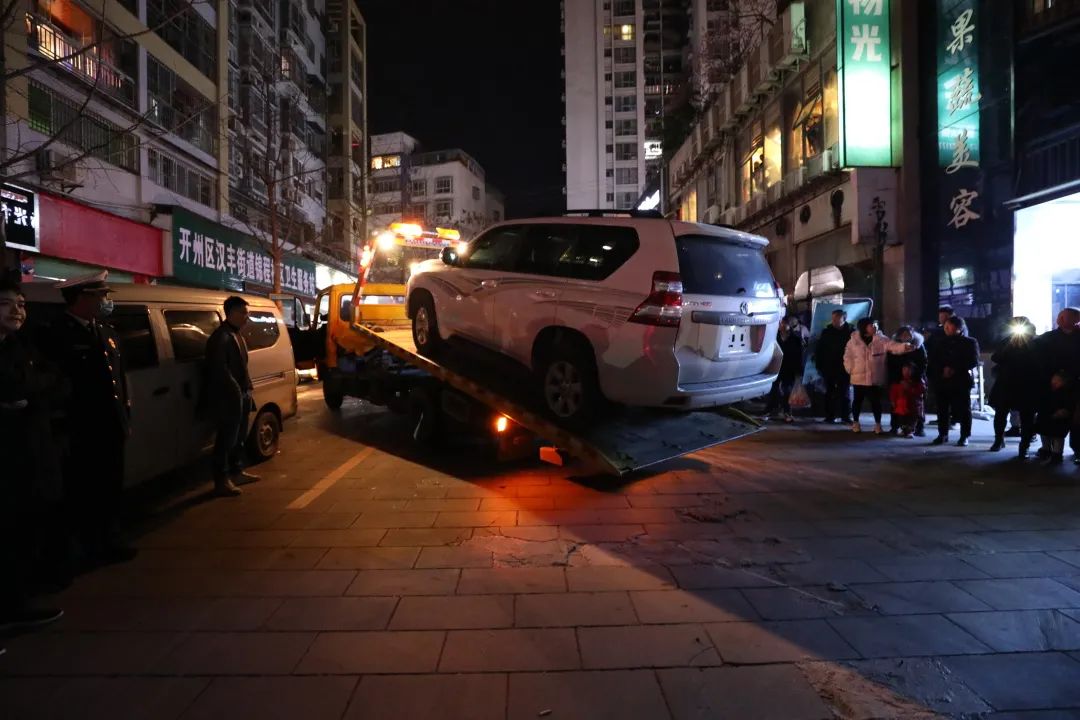 春雷行动|开州区开展联合高层建筑综合治理执法行动 “生命通道”不容侵犯‘半岛官方下载地址’(图6)