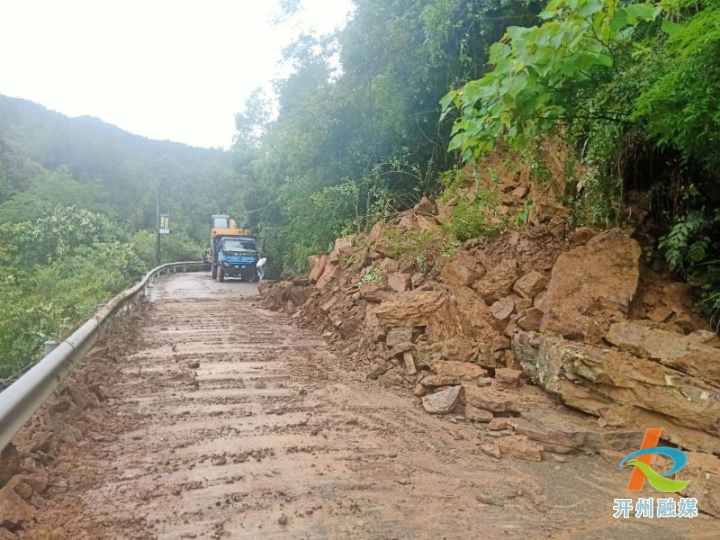 开州受暴雨阻断的道路，预计本周内可全部恢复通车【bat365在线平台】(图3)