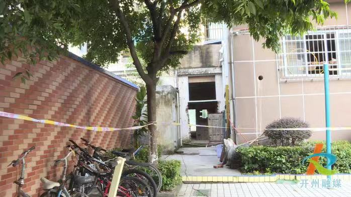 汉丰街道拆除违章建筑 打通消防“生命通道”【雷火电竞在线登录官网】(图2)