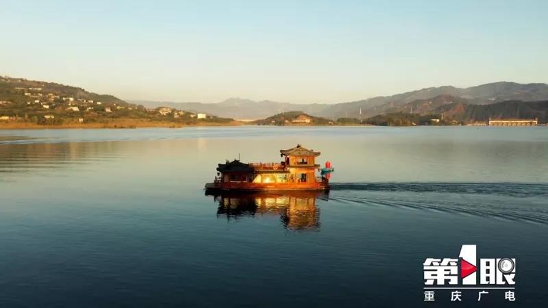 “半岛官方下载地址”朝霞、云海、夕阳！醉美开州十二辰(图9)