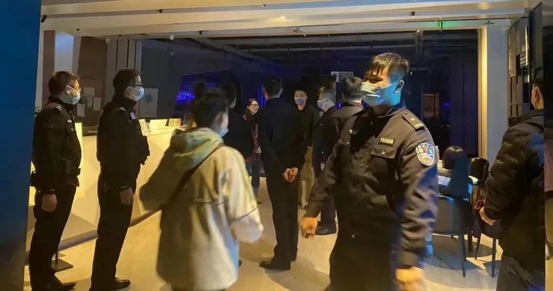 开州警方全力在做好我区疫情防控工作-半岛官方下载地址(图5)