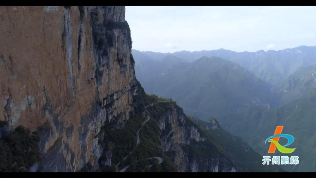 油画满月，风景这边独好……‘im电竞官方网站’(图10)