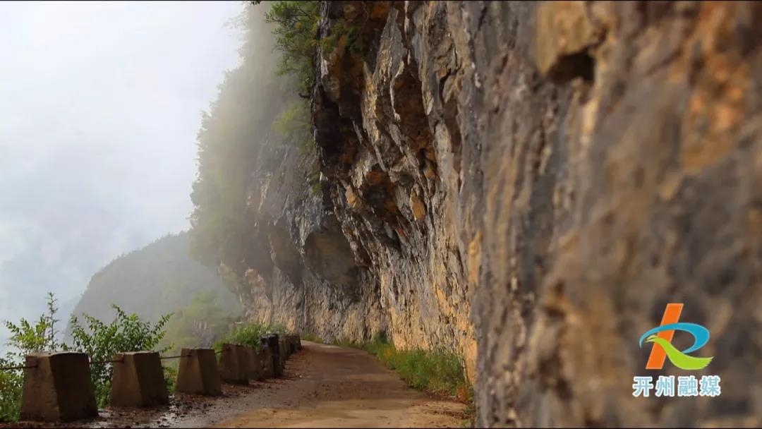 泛亚电竞|油画满月，风景这边独好……(图8)