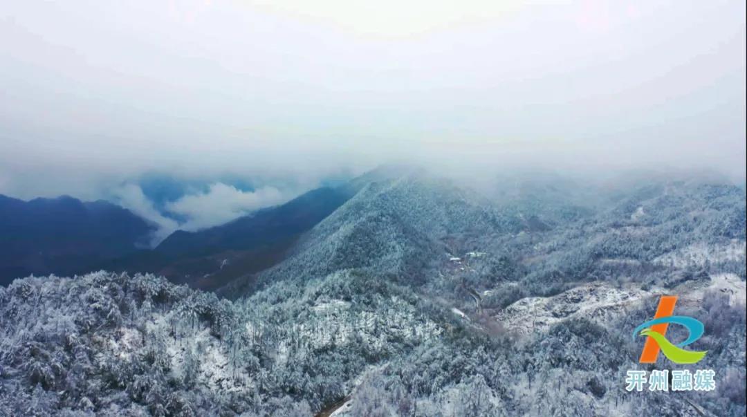 泛亚电竞官方入口：下雪啦！开州满月化身雪域仙境，好美～(图2)