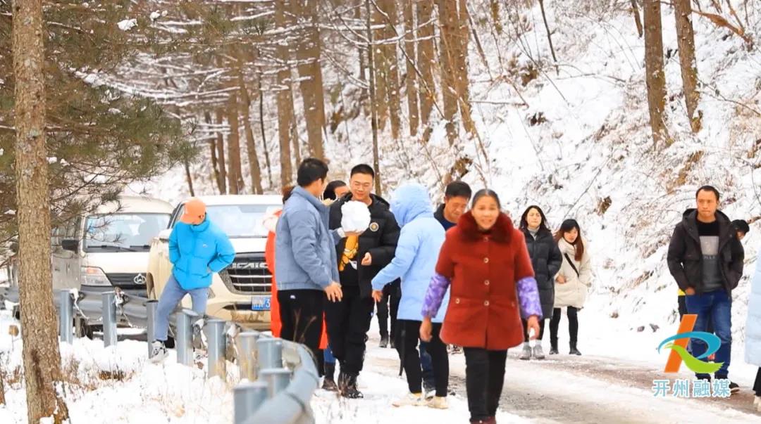 下雪啦！瑞雪纷飞，赏景耍雪喜迎春～-雷火电竞首页(图4)