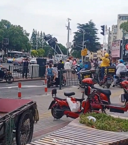 微信图片_20220628144435.jpg
