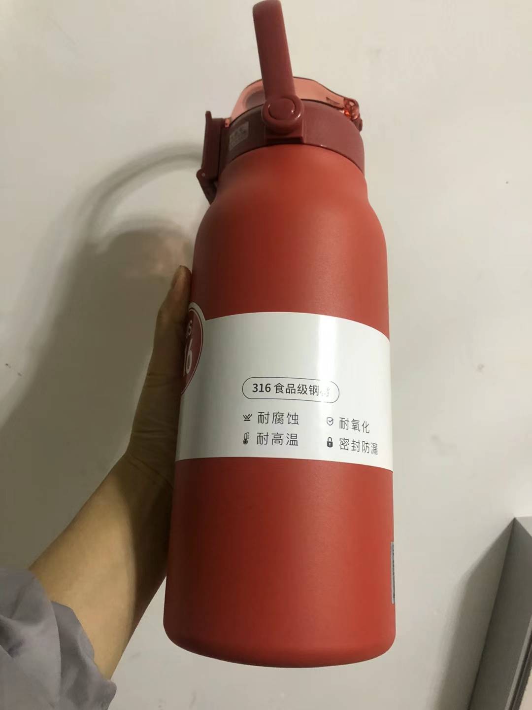 175643ajom0or002r2yxii.jpg