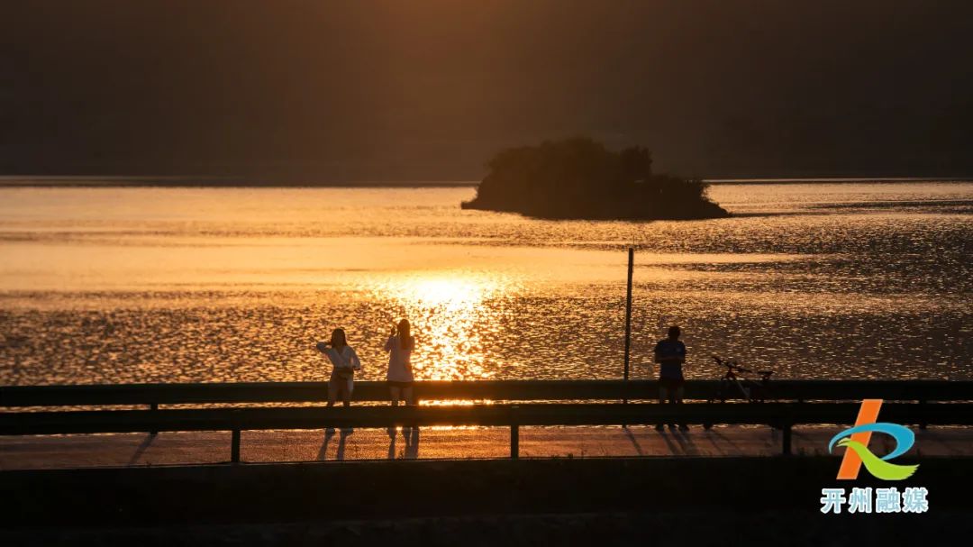 泛亚电竞官网-夏日的汉丰湖国家湿地公园，风景如画！(图9)