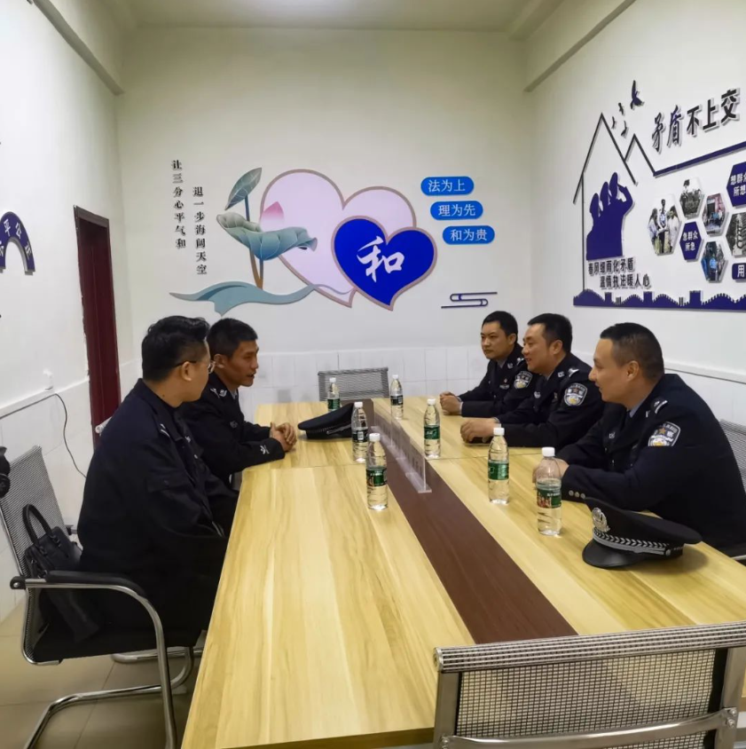 互相合作，维护稳定！开州民警跟达州开江民警...“澳门威斯人官方网站登录”(图2)