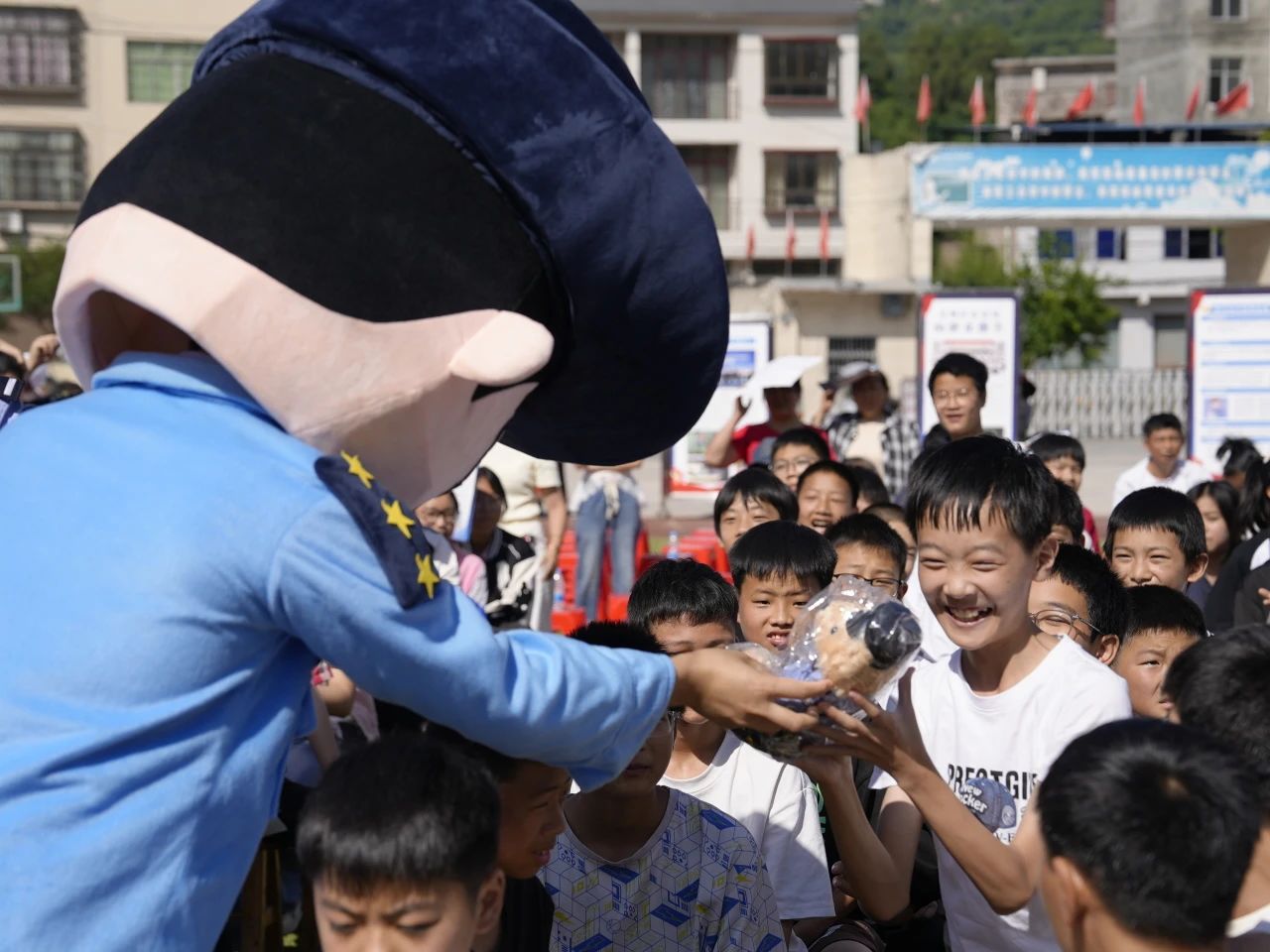 微信图片_20250529170304.jpg