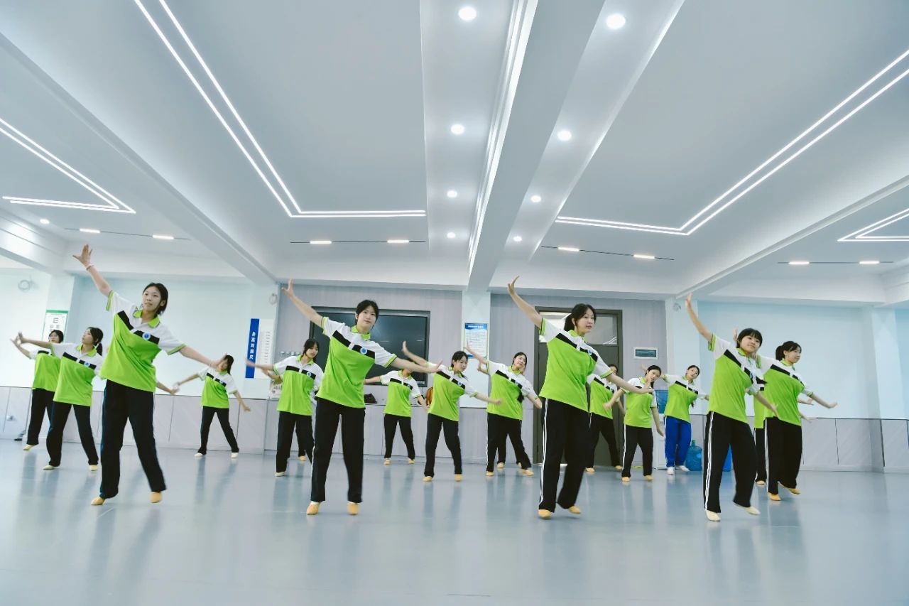 微信图片_20250629082446.jpg