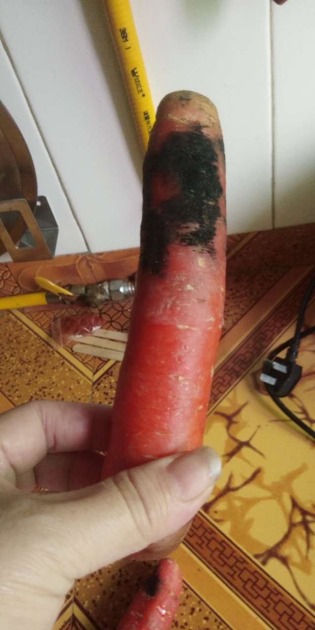 超市的胡萝卜为什么烂了还是绑硬的?