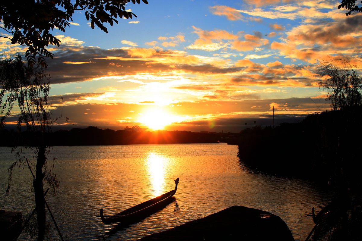 总有那么多风景被我们错过,那么多值得认识的人与我们擦肩而过.